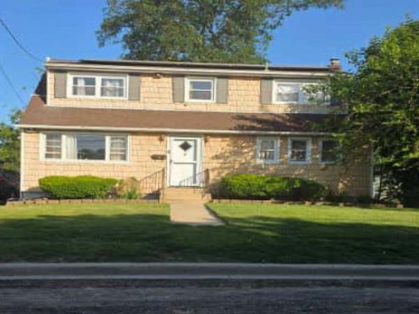 1425 Tadmor Street , North Merrick, NY 11566