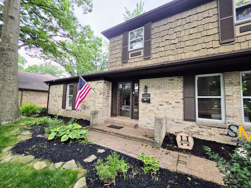 1206 Hawthorne Street, Saint Marys, OH 45885 Photo 2