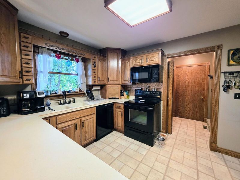 1206 Hawthorne Street, Saint Marys, OH 45885 Photo 6