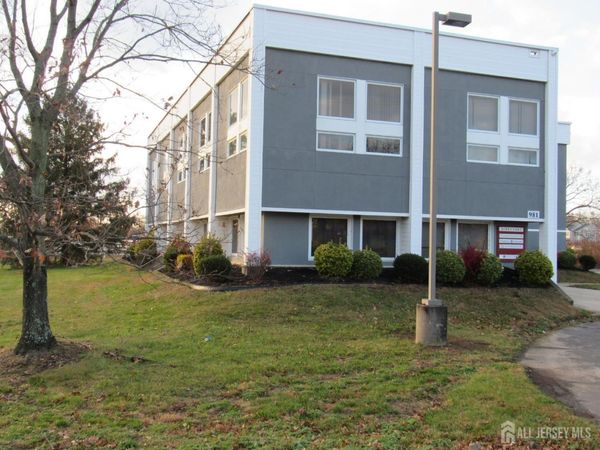 981 State Route 33 W, Monroe Township, NJ 08831