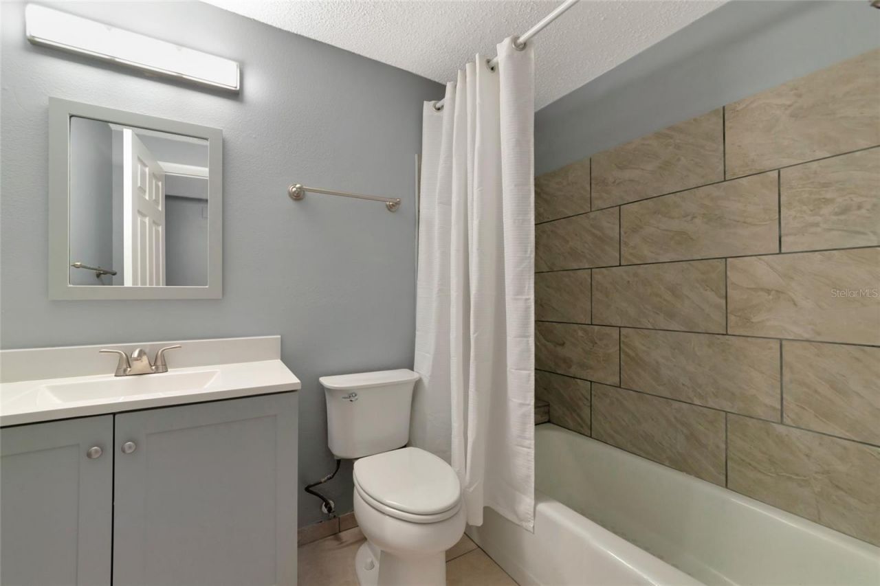 5026 Water Oak Drive , Unit 109, Bradenton, FL 34207 Photo