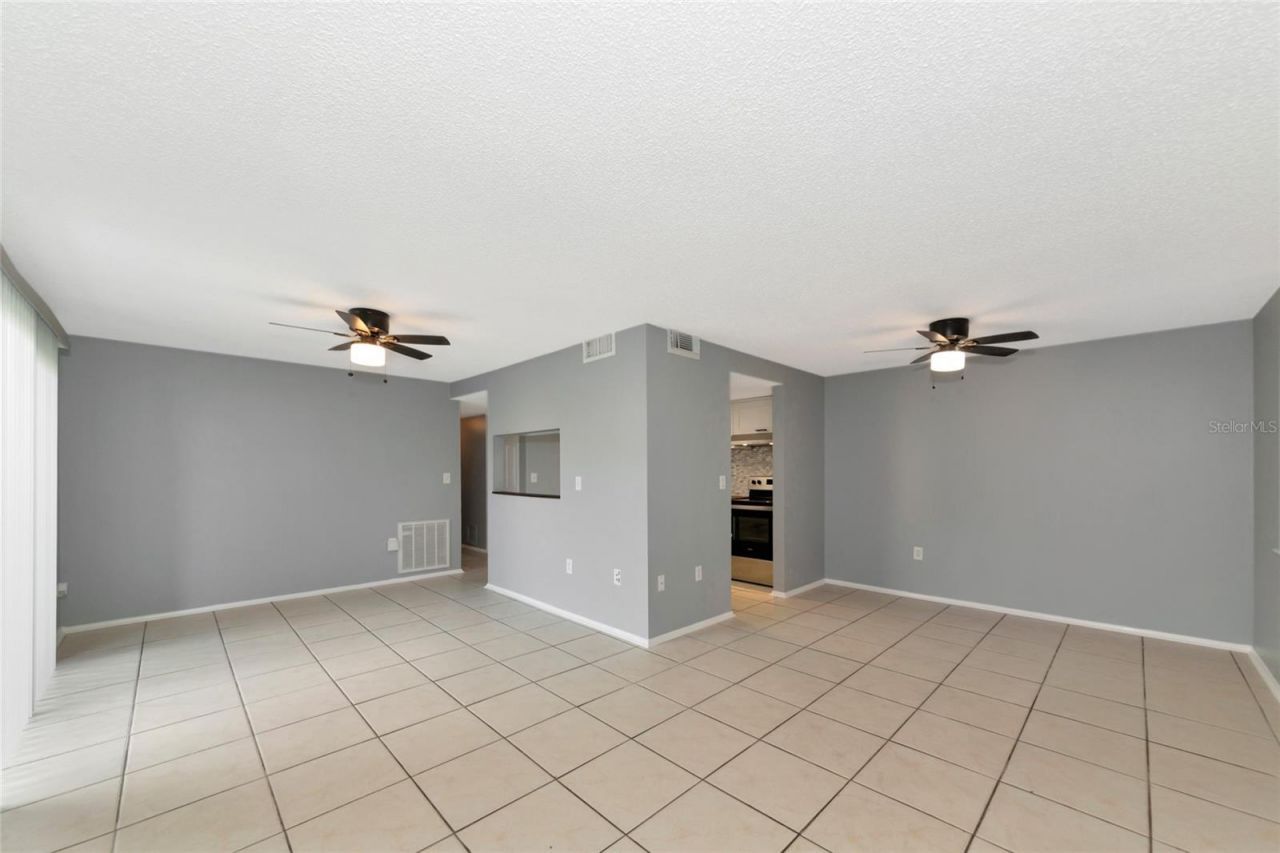 5026 Water Oak Drive , Unit 109, Bradenton, FL 34207 Photo