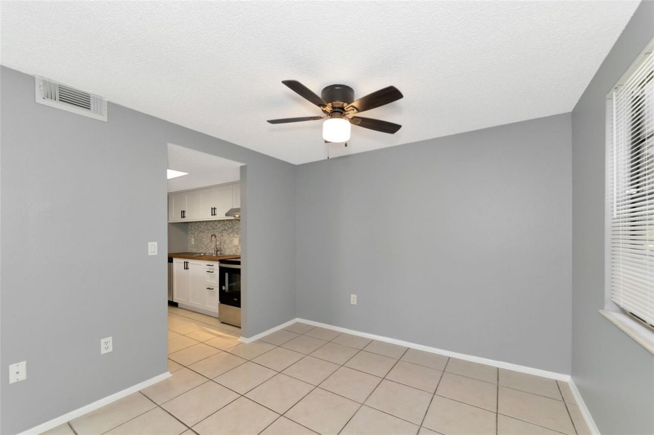 5026 Water Oak Drive , Unit 109, Bradenton, FL 34207 Photo
