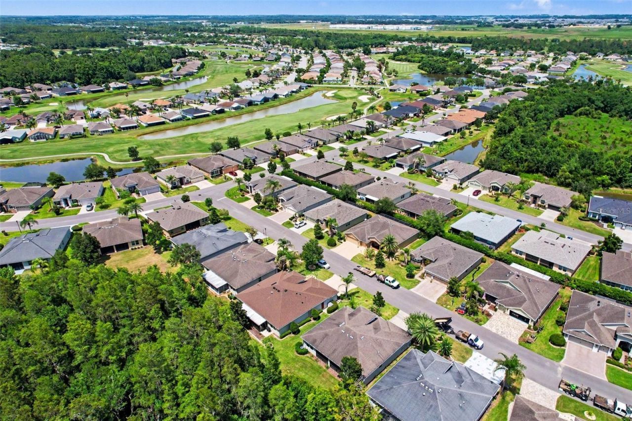10202 Hyannisport Loop, San Antonio, FL 33576 Photo