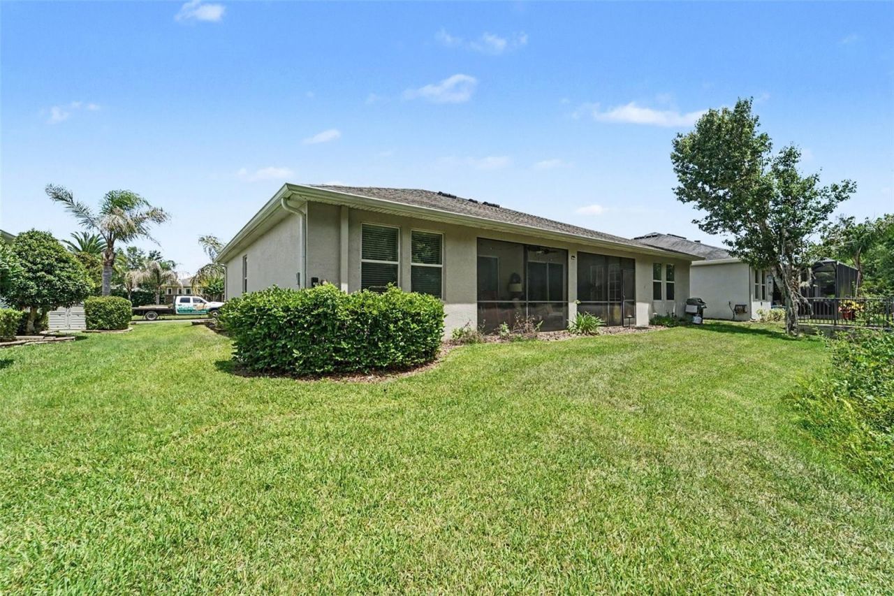 10202 Hyannisport Loop, San Antonio, FL 33576 Photo