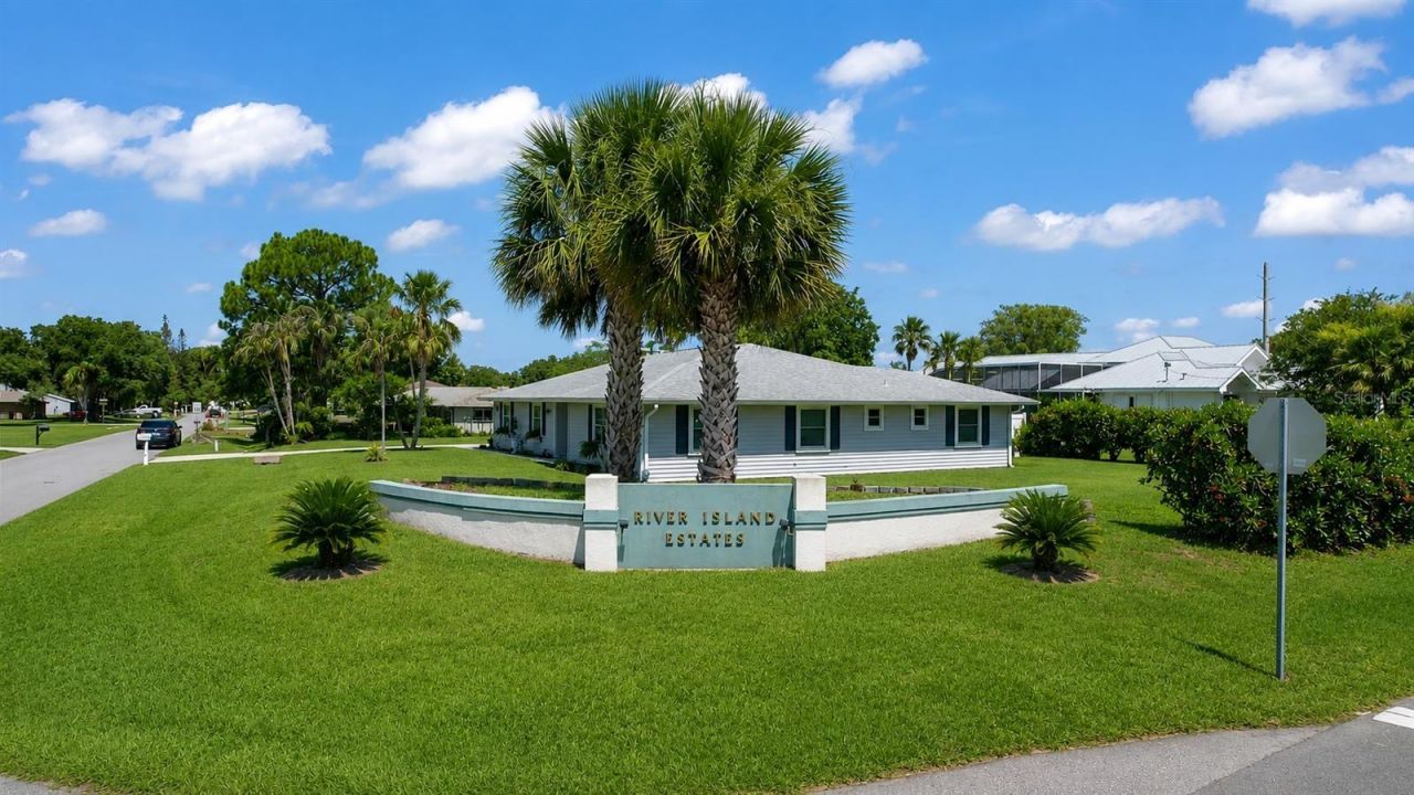 300 River Island Street, Merritt Island, FL 32953 Photo