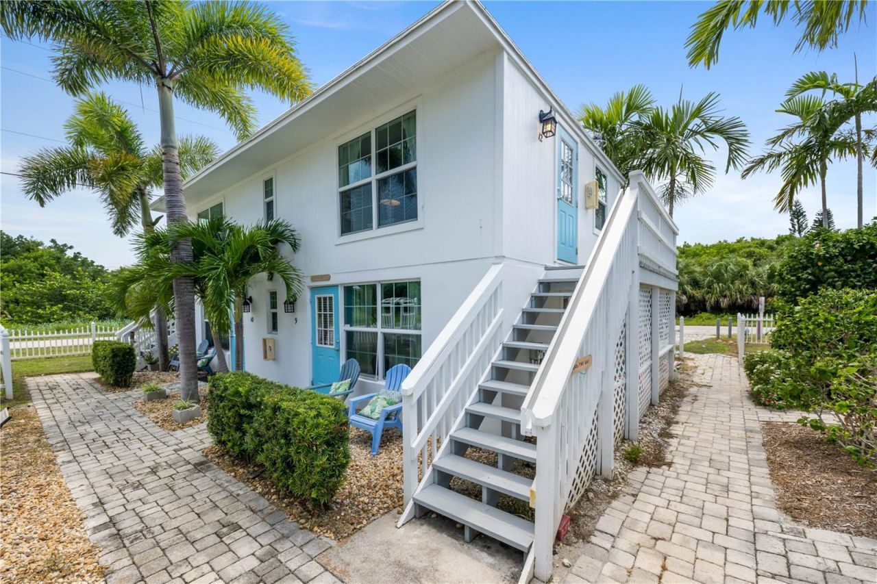 2502 Tamarind Drive , Fort Pierce, FL 34949 Photo