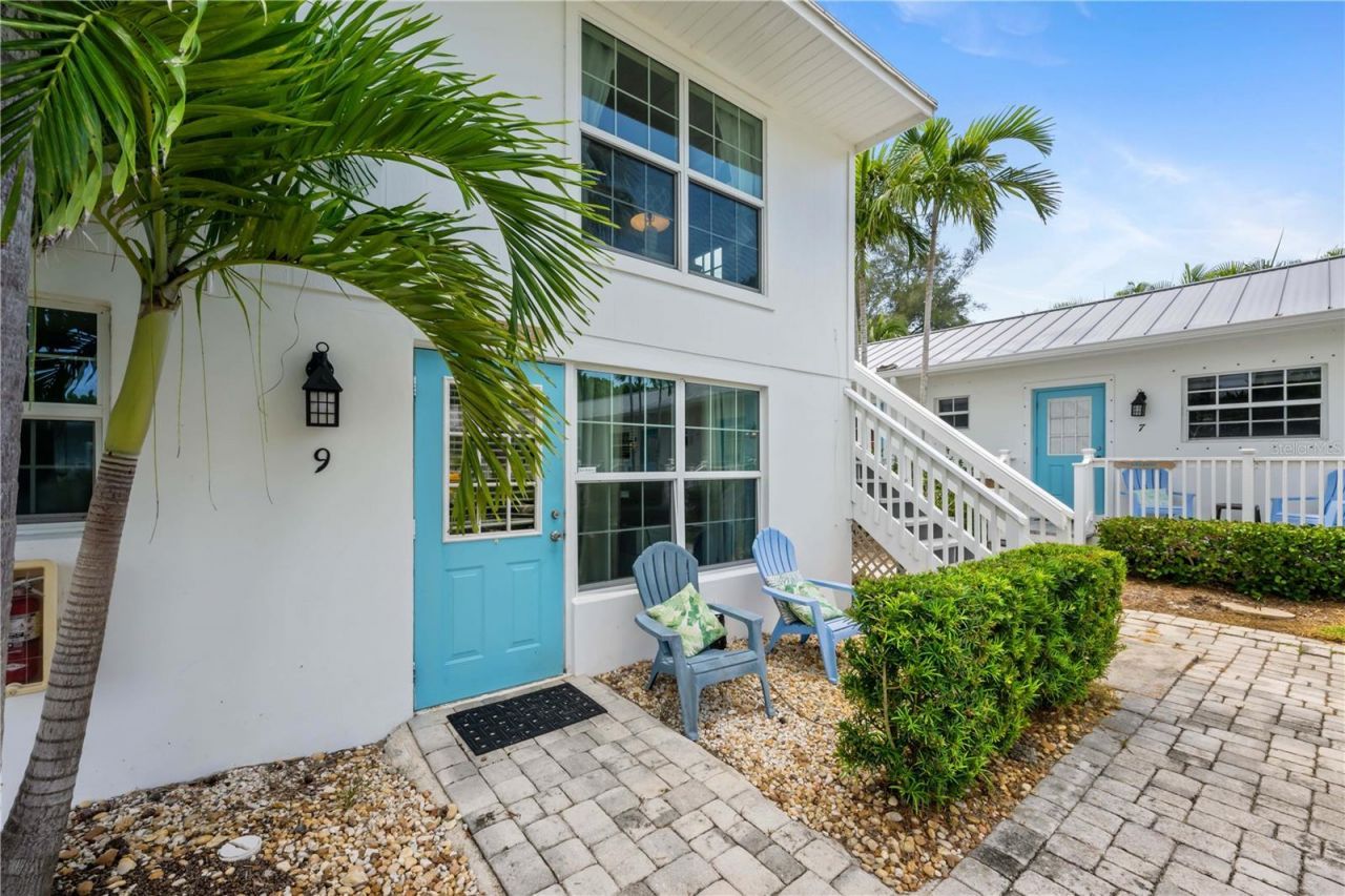 2502 Tamarind Drive , Fort Pierce, FL 34949 Photo