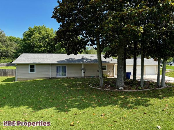 104 Hillside Rd, Oak Ridge, TN 37830