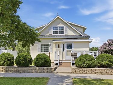 233 6th Street NE, Valley City, ND 58072