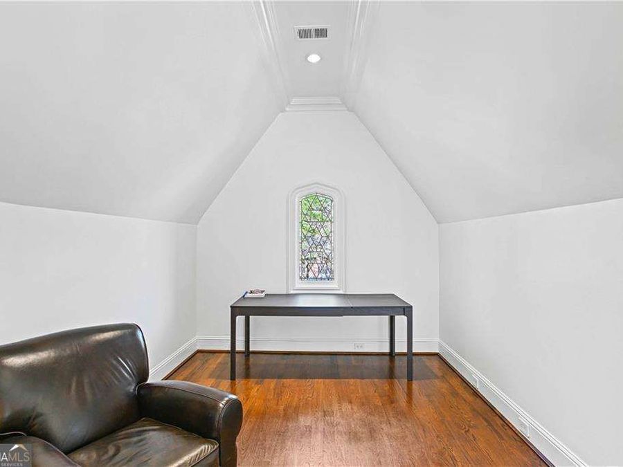 Property Image 61