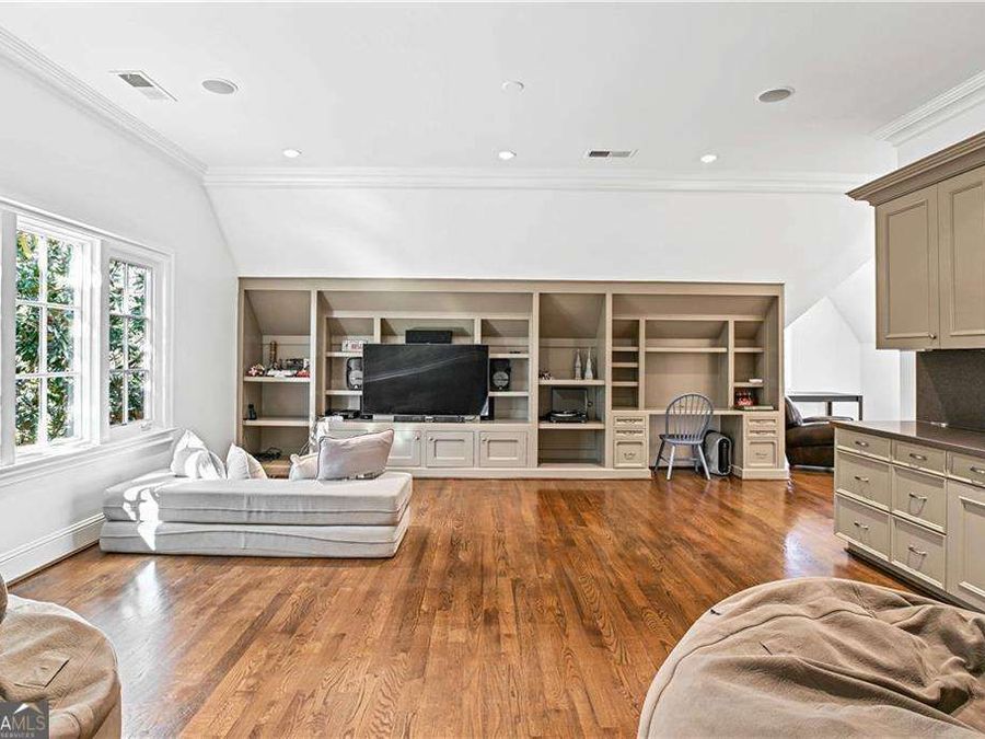 Property Image 63
