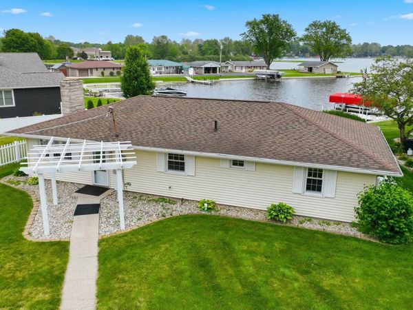 234 EMS B38 Lane, Leesburg, IN 46538