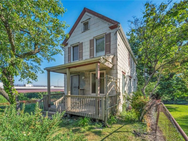 357 N Adams Street , Akron, OH 44304 Photo 3