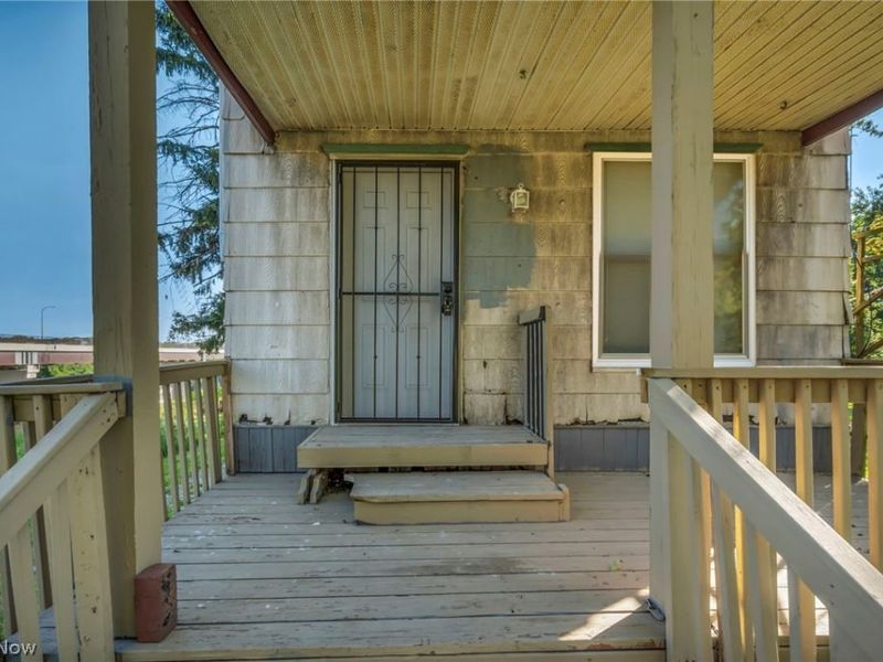 357 N Adams Street , Akron, OH 44304 Photo 5