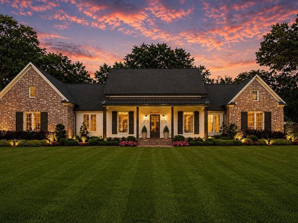 240 BURROWS RD, Collierville, TN 38017