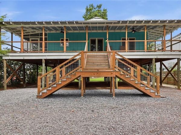 224 LAMARQUE Street , Mandeville, LA 70448