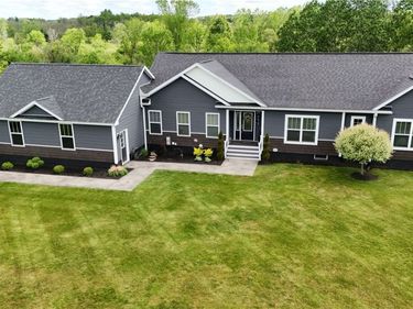 8165 Woods Highway, Whitesboro, NY 13492