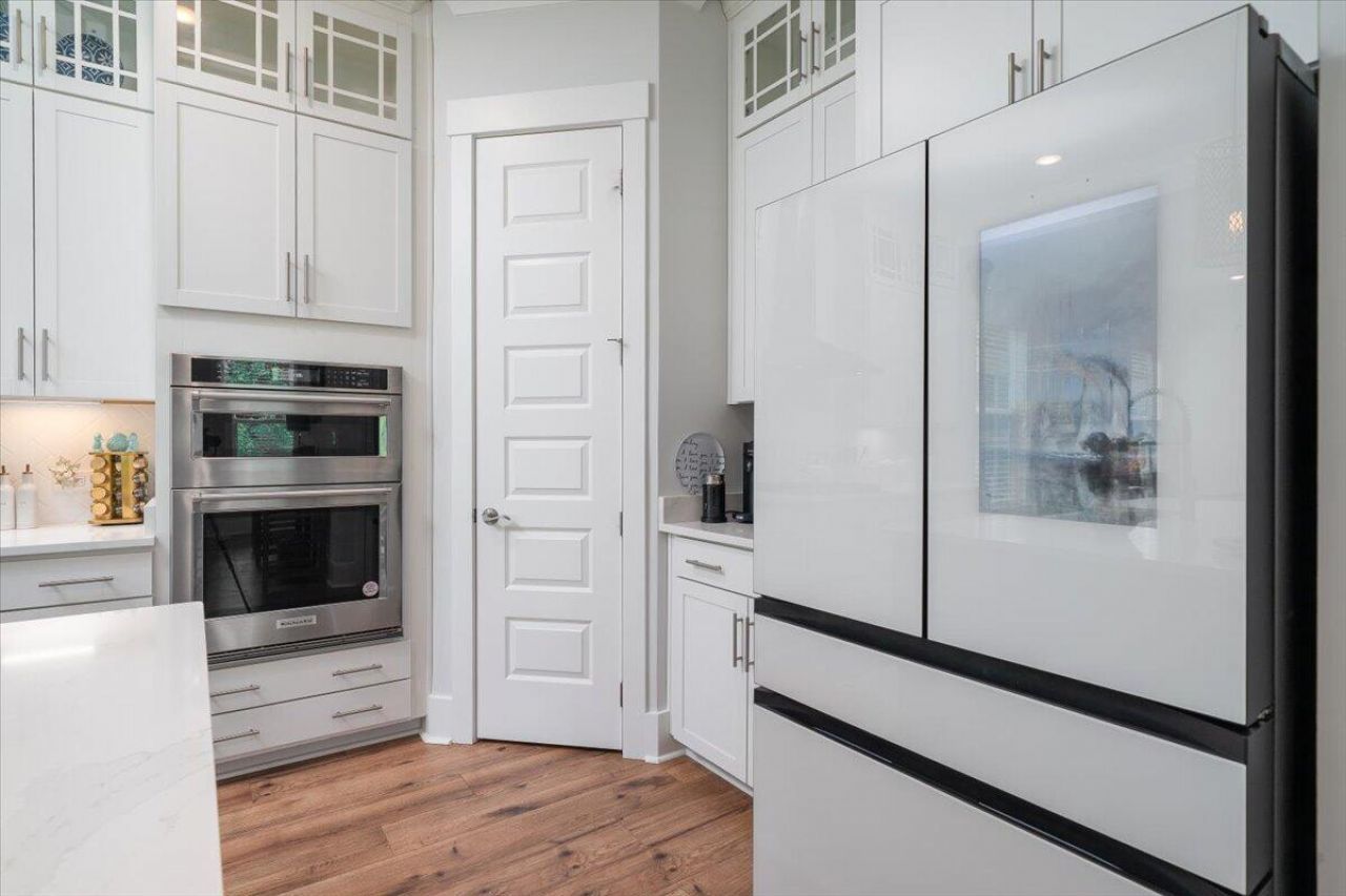 606 White Cap Court Photo 10