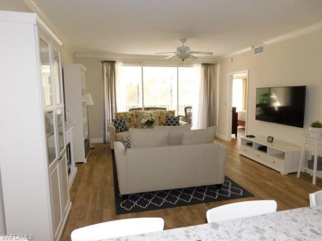 7655 Pebble Creek Cir, Unit 302, Naples, FL 34108 Photo