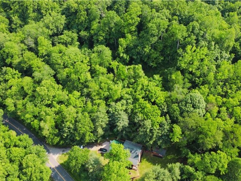 5906 Schilling Hill Road NW, New Philadelphia, OH 44663 Photo 32
