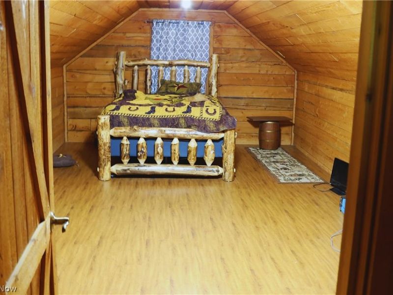 5906 Schilling Hill Road NW, New Philadelphia, OH 44663 Photo 34