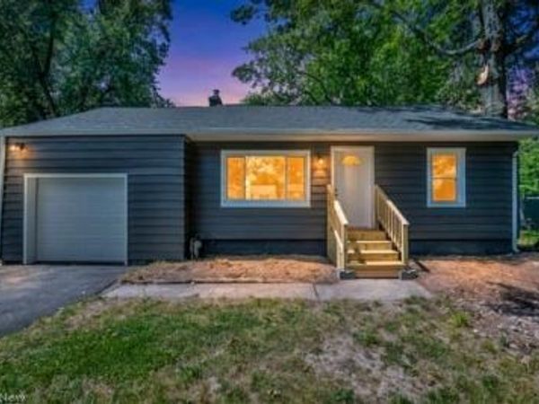 660 Rokeby Road , Eastlake, OH 44095
