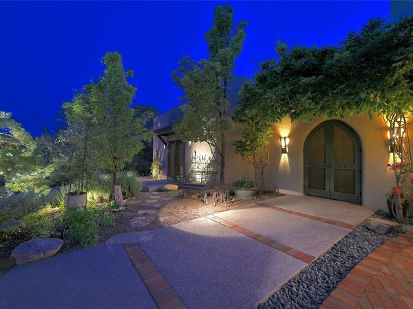 24B Paseo Encantado NE, Santa Fe, NM 87506