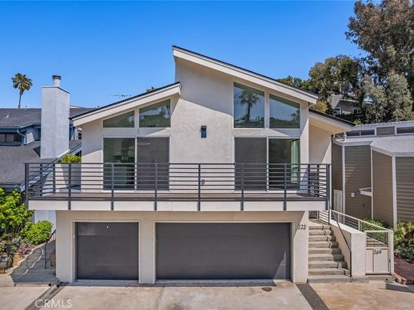 222 Old Newport Boulevard, Newport Beach, CA 92663