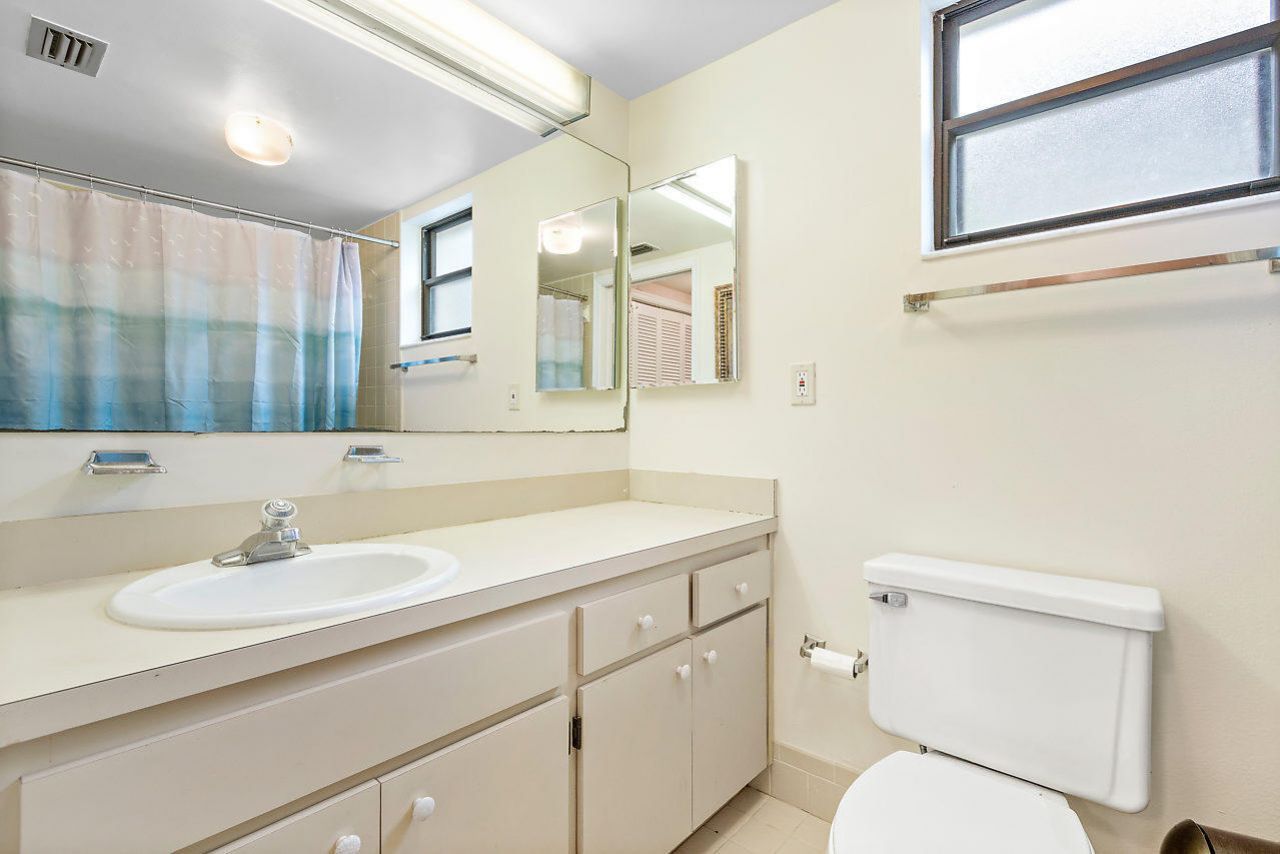 11863 Wimbledon Circle, Unit 427, Wellington, FL 33414 Photo