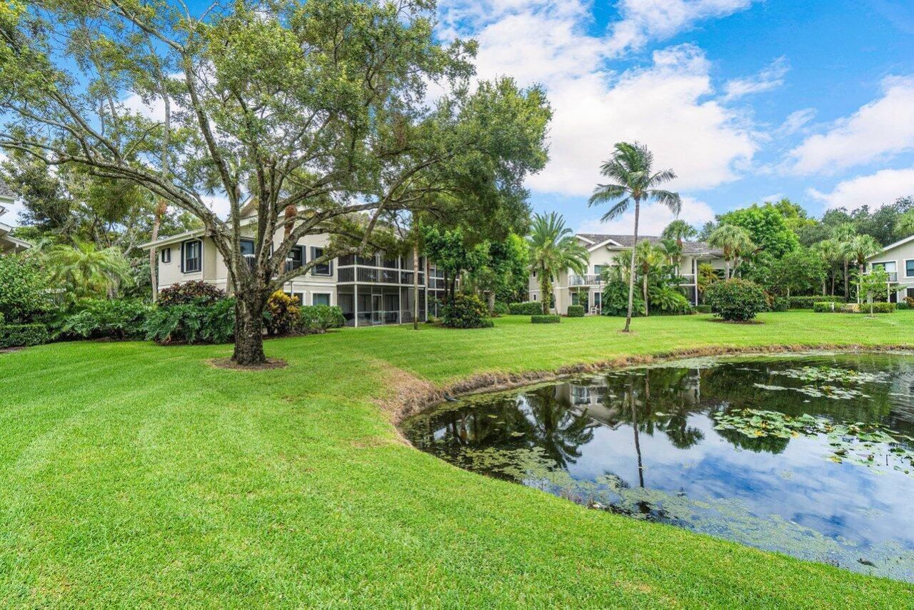 11863 Wimbledon Circle, Unit 427, Wellington, FL 33414 Photo