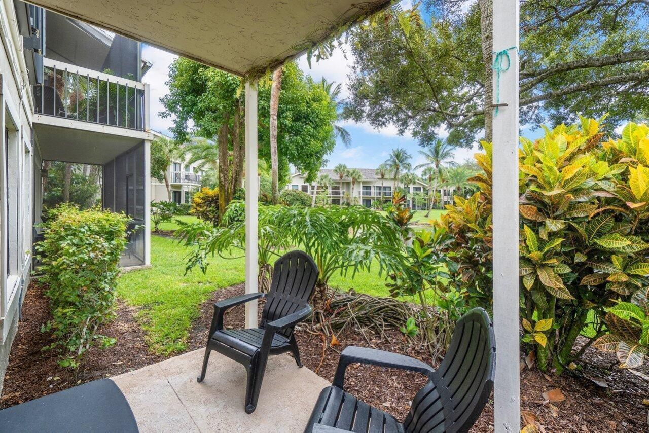11863 Wimbledon Circle, Unit 427, Wellington, FL 33414 Photo