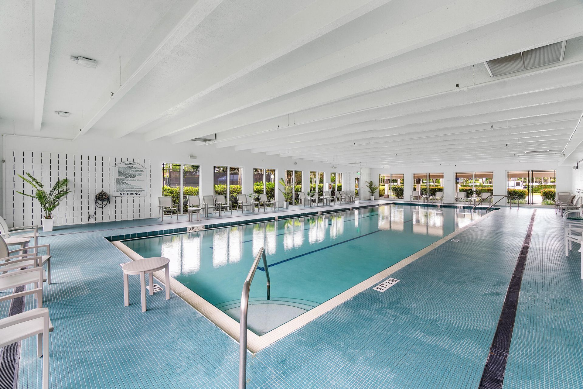 9829 Seacrest Circle, Unit 202, Boynton Beach, FL 33437 Photo