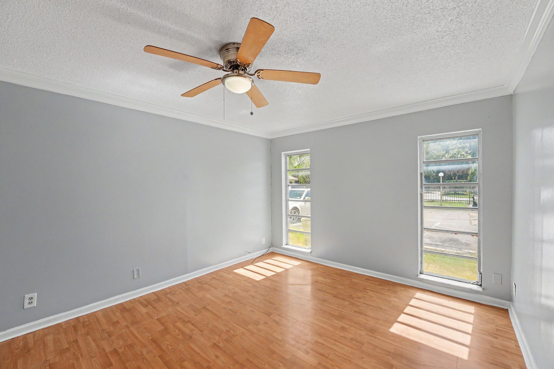 4848 NW 24th, Unit 105, Lauderdale Lakes, FL 33313 Photo