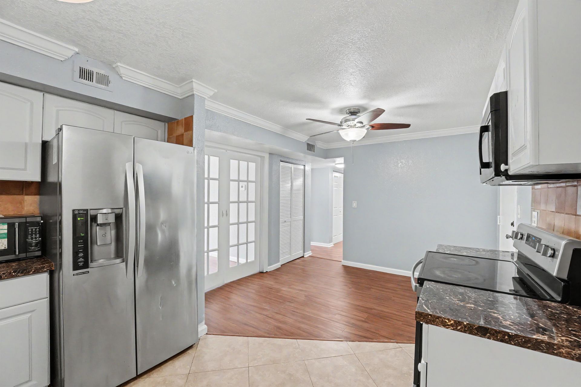 4848 NW 24th, Unit 105, Lauderdale Lakes, FL 33313 Photo