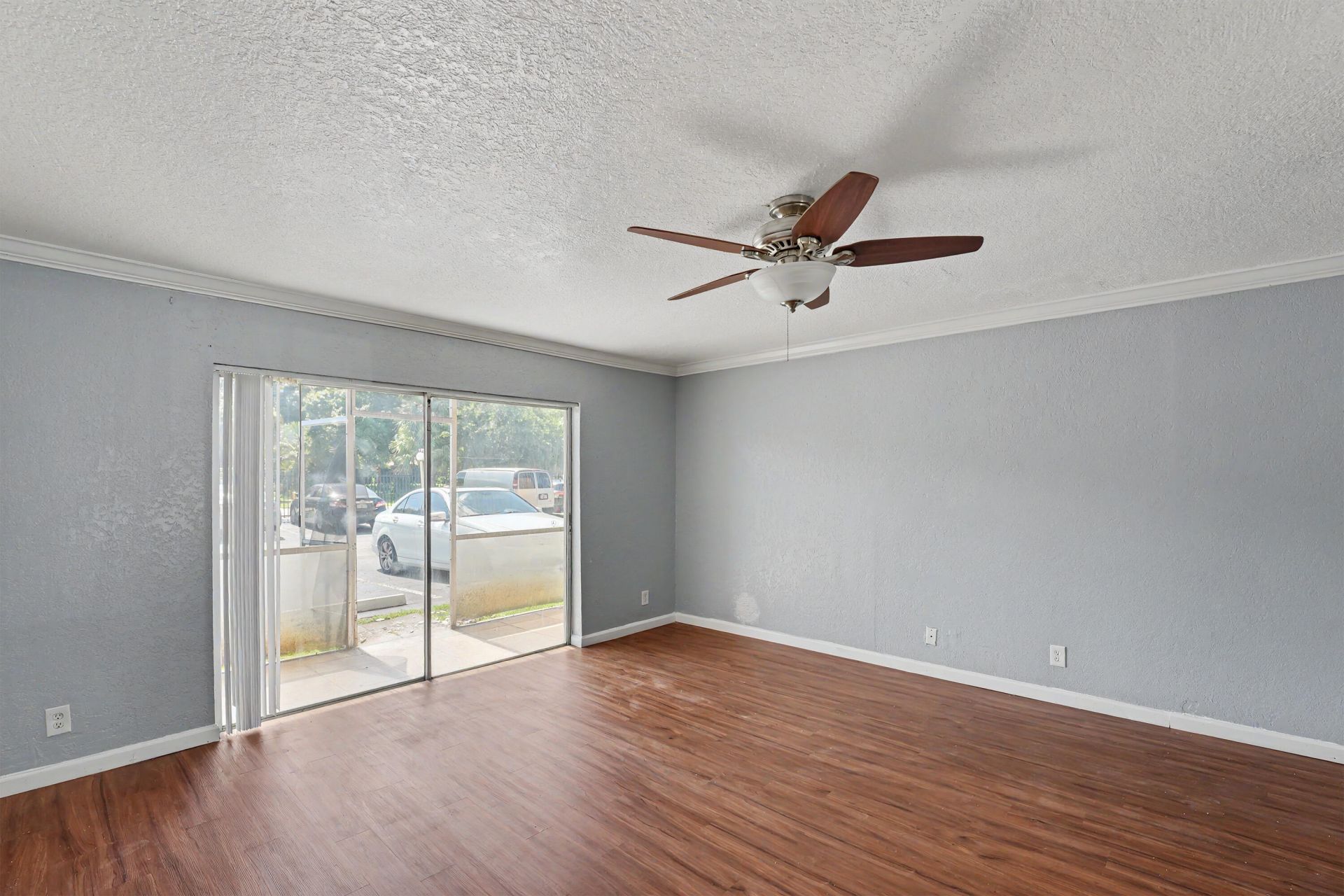 4848 NW 24th, Unit 105, Lauderdale Lakes, FL 33313 Photo
