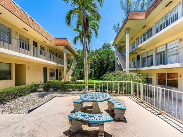 340 NW 19th Street, Unit 2020, Boca Raton, FL 33432