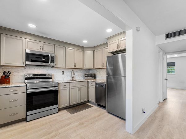 340 NW 19th Street, Unit 2020, Boca Raton, FL 33432