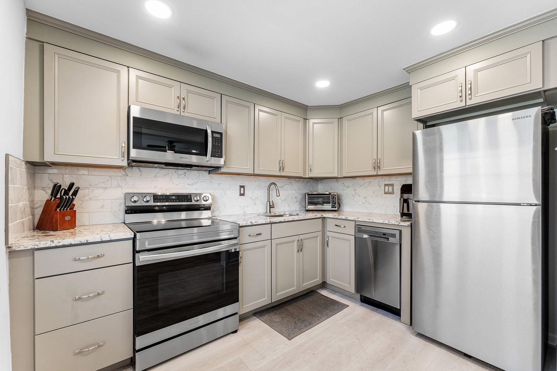 340 NW 19th Street, Unit 2020, Boca Raton, FL 33432 Photo