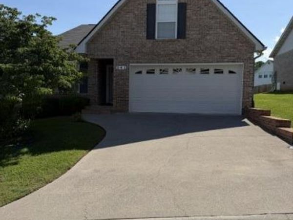 241 El Grande Lane, Lenoir City, TN 37771