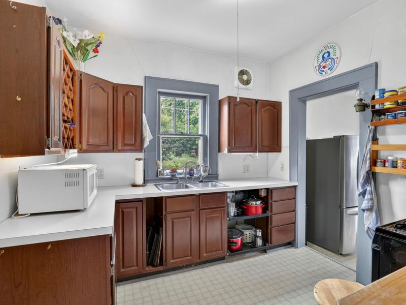 302 N Franklin Street, Delaware, OH 43015 Photo 16