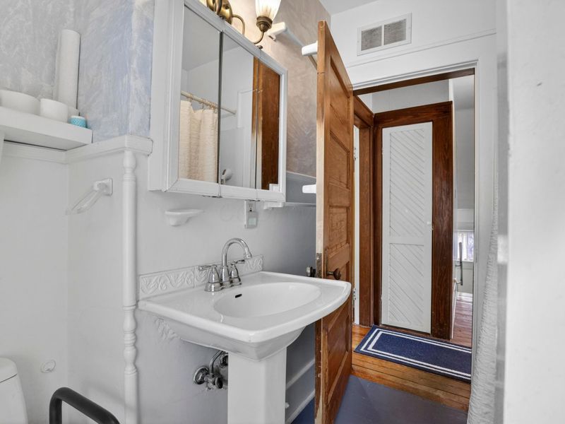 302 N Franklin Street, Delaware, OH 43015 Photo 35