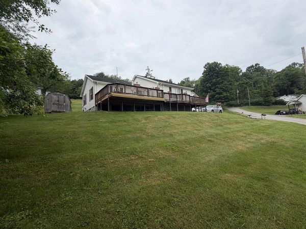 135 Wabash Avenue, Belington, WV 26250