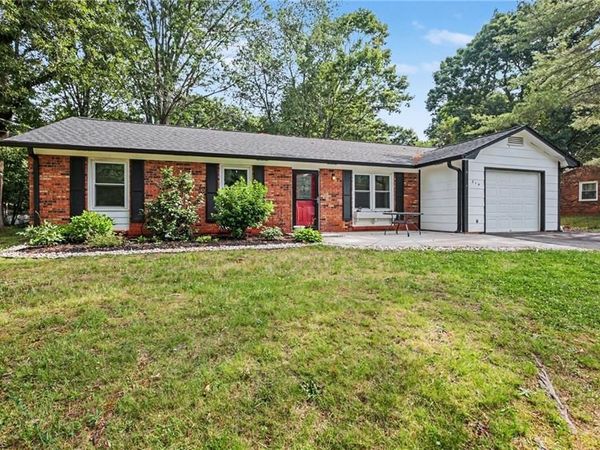 314 Mountainbrook Drive, King, NC 27021