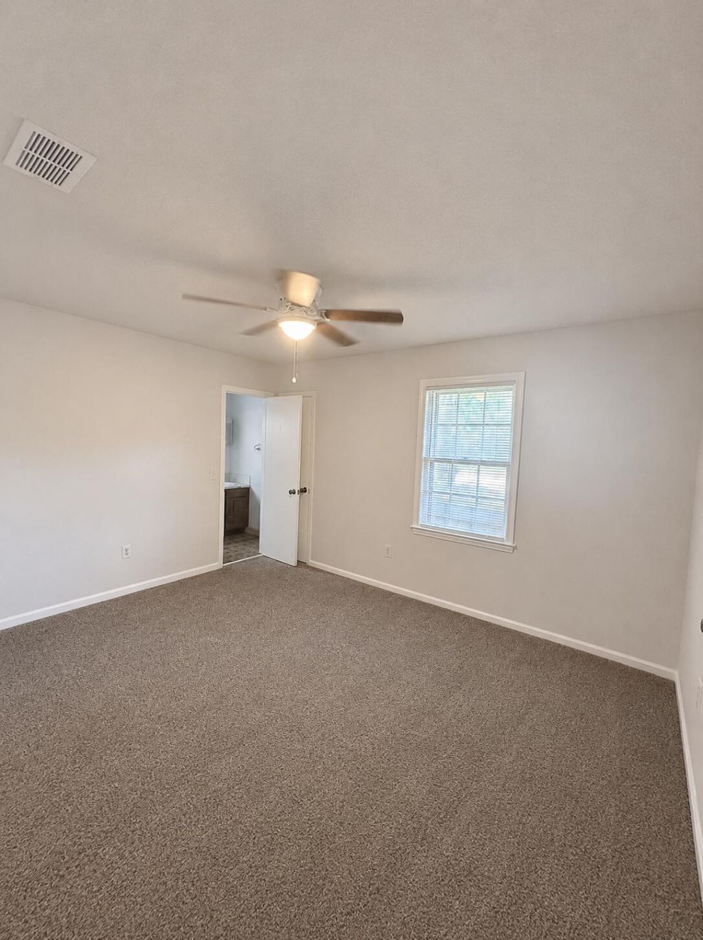206 Longleaf Road Photo 12