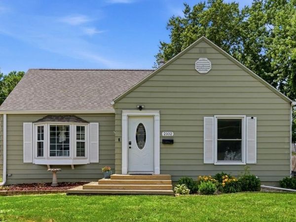 2102 55th Street, Des Moines, IA 50310