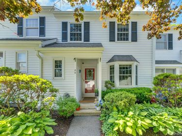 24 Briar Court, Cross River, NY 10518