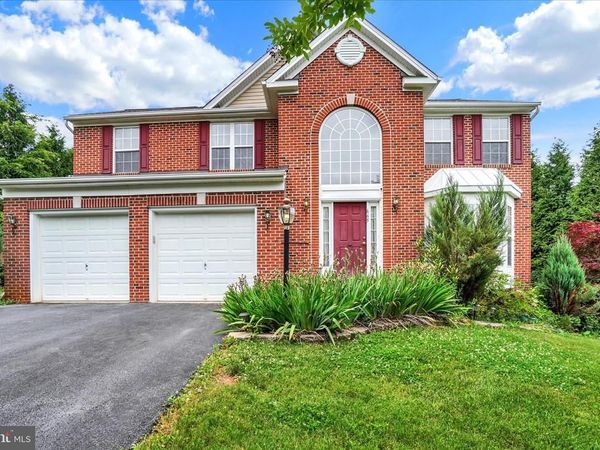 665 CLYDESDALE DRIVE, YORK, PA 17402