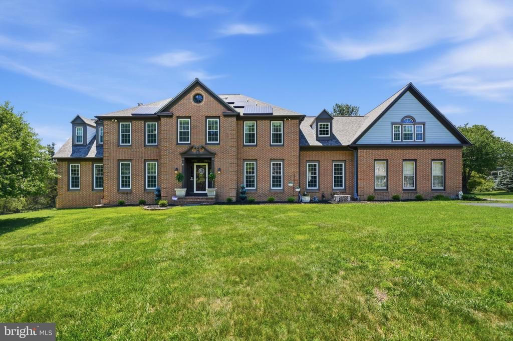 21900 HUNTMASTER DRIVE, GAITHERSBURG, MD 20882