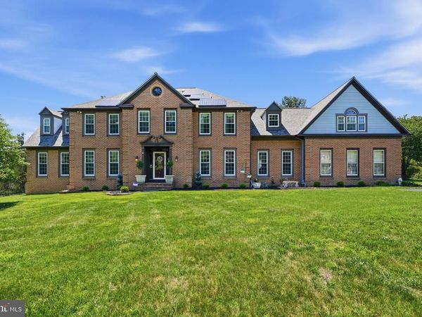 21900 HUNTMASTER DRIVE, GAITHERSBURG, MD 20882